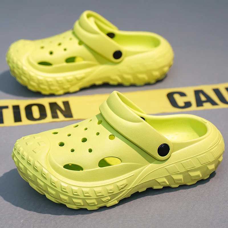 Mens Skating Shoes Summer Beach Chlorine White Black Womens Shoes Size 35-48 Casual Sports Sneakers Mens Sandals W250414