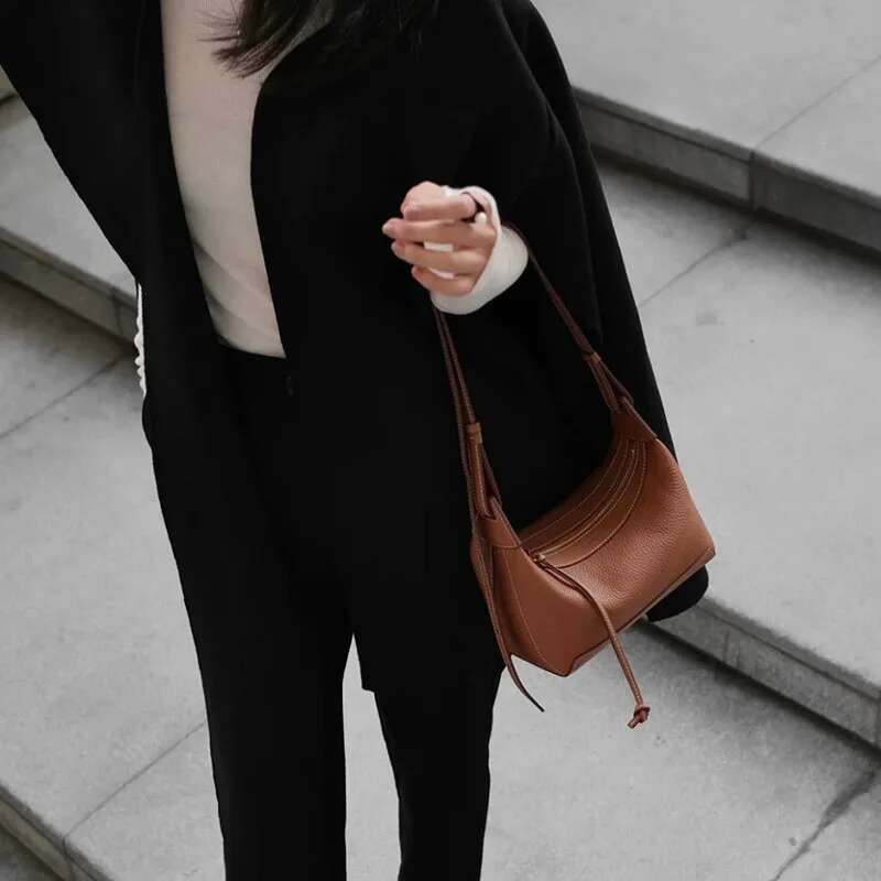 Designer Bag Formeki Real Leather Crossbody Chic Shoulder All Match Retro Design Ladies Female Bag