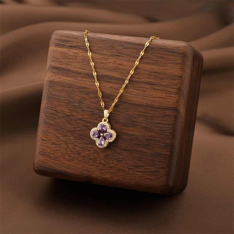 New Purple Gemstone Inlaid Small Flower Shaped Pendant Necklace Fashionable And Versatile Daily Wear Necklace Birthday Gift Necklace