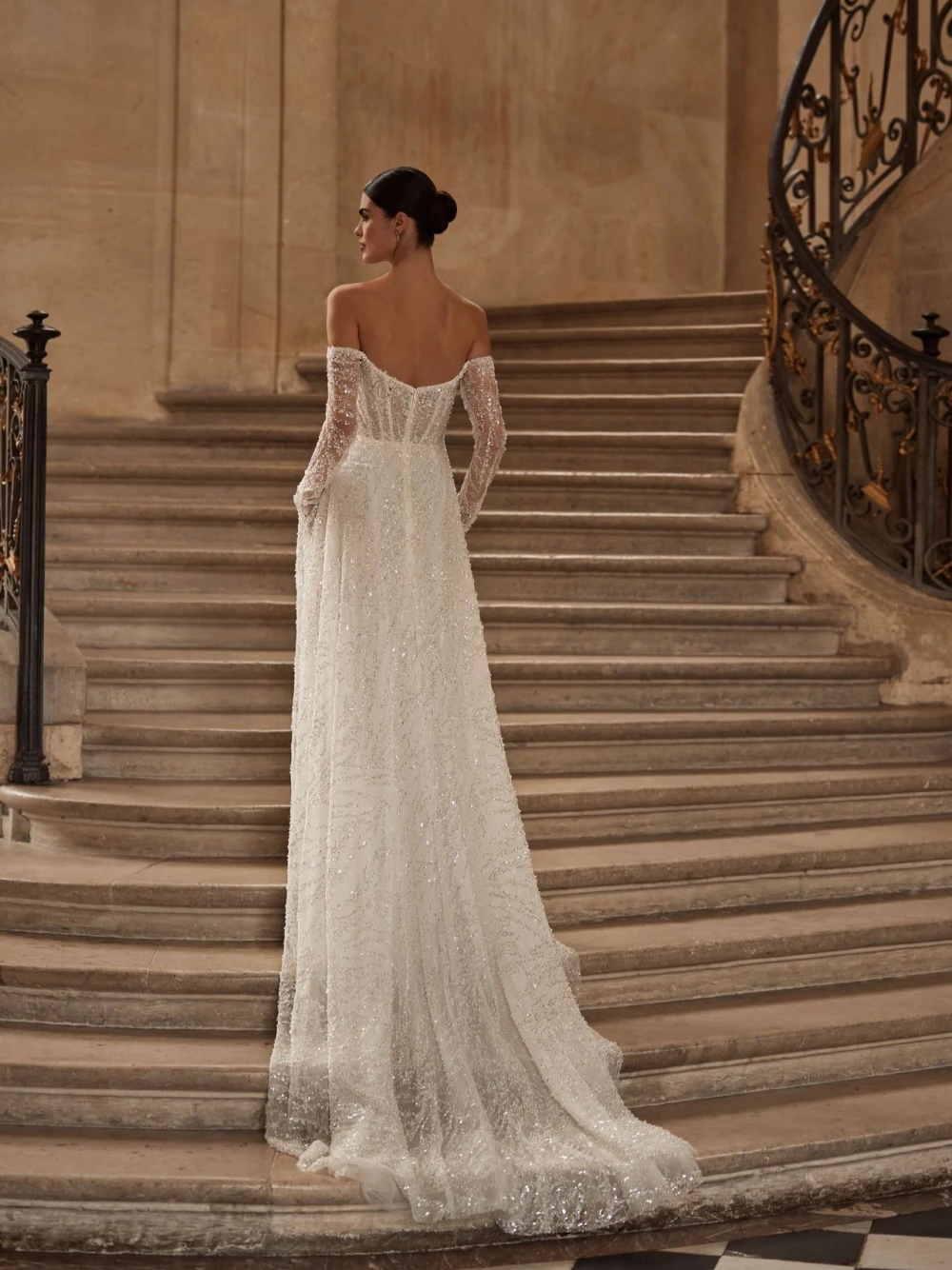 Vintage A Line Women Wedding Dress Off Shoulder Long Sleeves Bridal Gowns Sequins Lace Split Side Sweep Train Dress Custom Made