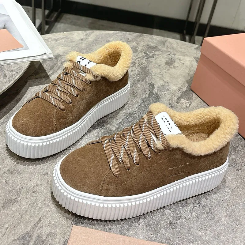 10a Designer shoe Suede and shearling sneaker women brown Anti slip drawstring warm biscuit shoes white thick sole soft and comfortable plush woman womens shoes