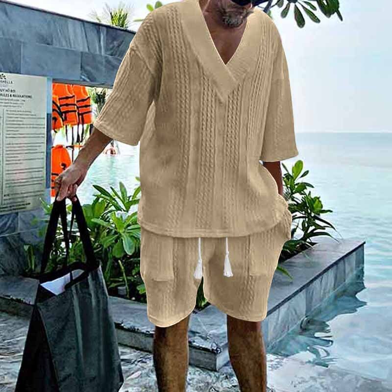 2025 New Sports and Leisure Jacquard Set for Summer Seaside Oversized Loose Men's Wear