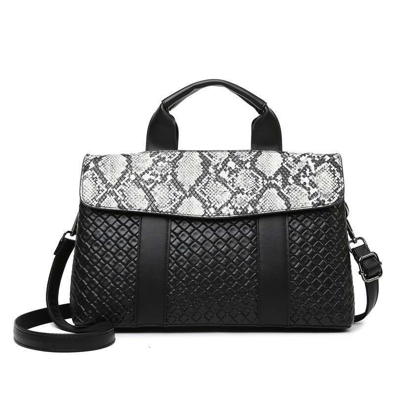 designer bag Ladies' handbag, fashionable woven pattern, large capacity women's high-end feeling, hot selling shoulder bag, work commuting b