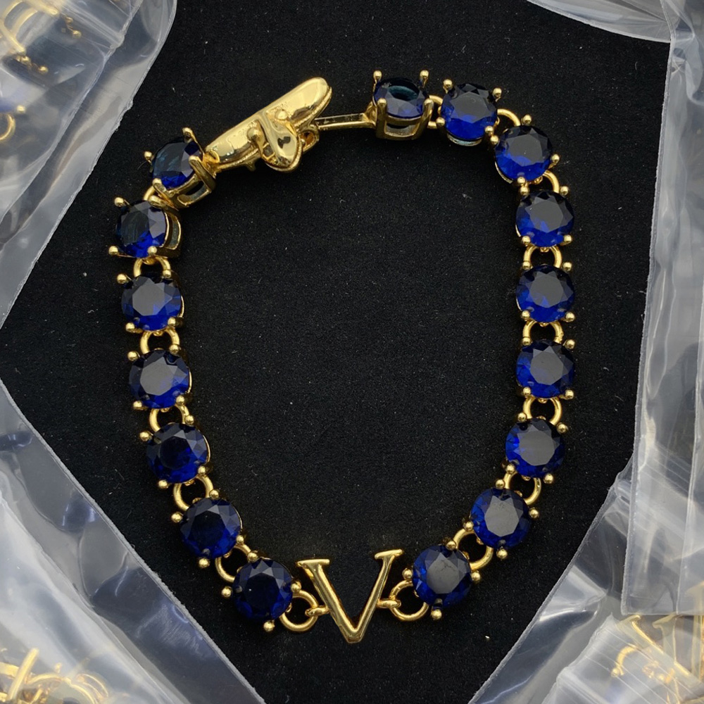 Gold Plated Charm Bracelet Dia Chains with Pearls and Delicate Beaded Bracelets Women Multi-colored Flowers Letter Designer Jewelry for Any Ocn success8826