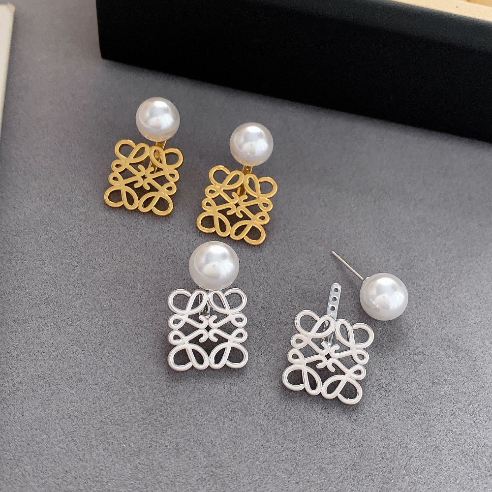 Luxury Square Pearl Stud Earrings For Women Girls Exquisite Geometric Earrings Designer Jewelry Accessories Fashion Wedding Gift