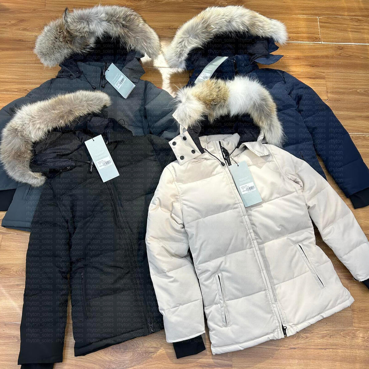 Womens down Canada Jackets Puffer Jackets Winter Parka Coats High Quality Down Coat Real Wolf Fur Outdoor Wyndham Windbreaker Outerwear Luxury down jackets XS-XL 01