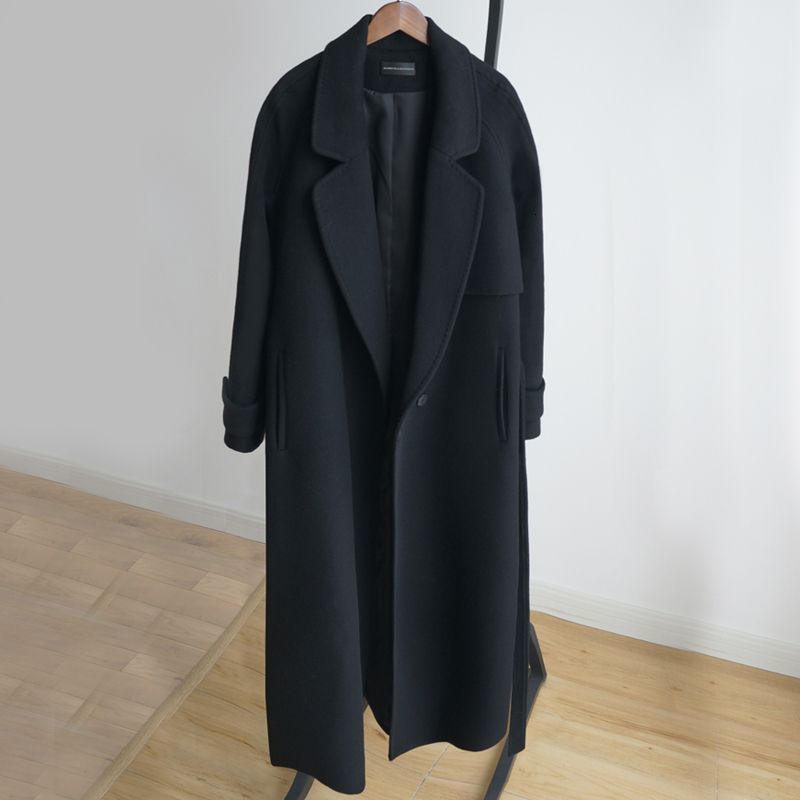 Lined and Padded Black Long Over-the-Knee Wool Coat for Women Loose Fit Slimming Woolen Overcoat Hepburn Style 211104