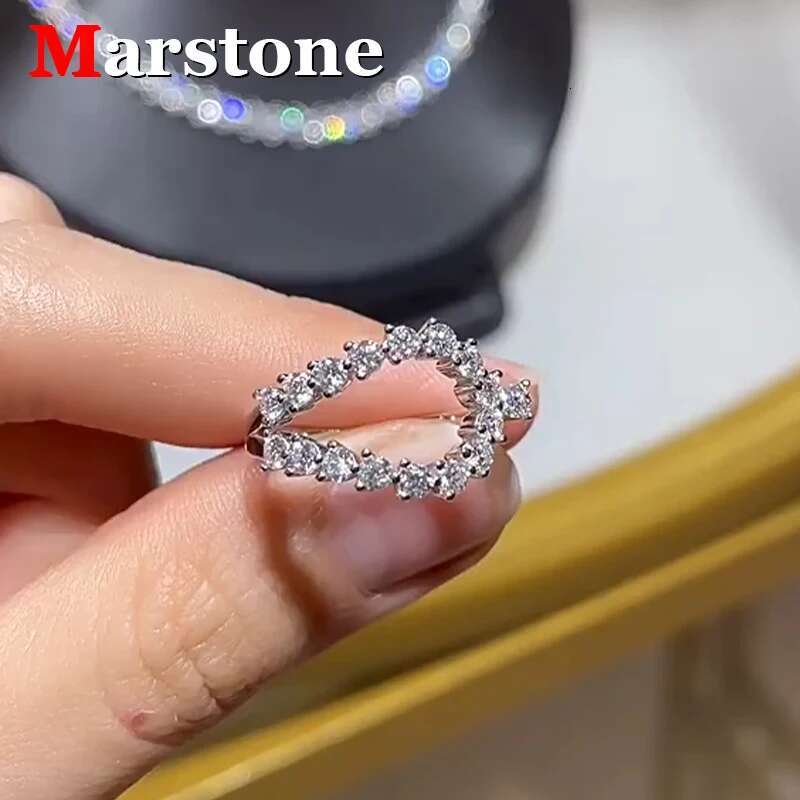 Full Moissanite Diamond D VVS1 Womens Rings 925 Silver Plated 18k White Gold Fine Jewerly Ring for Women