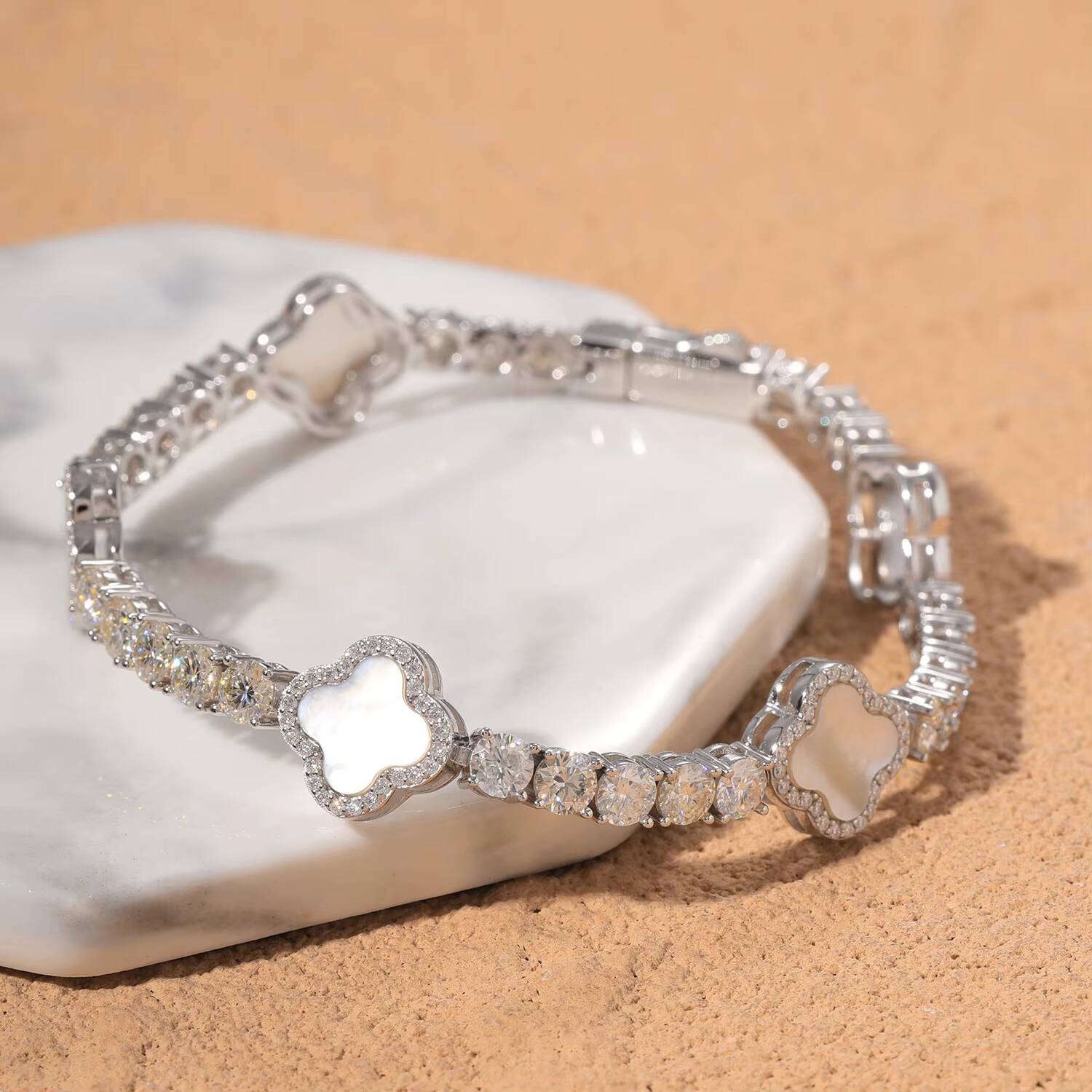 Luxury VVS D Moissanite 925 Silver Hip Hop Tennis Chain Jewelry New Design Clover Bracelet Charming Elegant for Gift Wedding