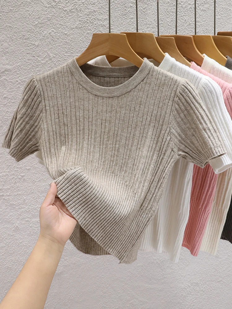 2025 Summer T shirts for Women Casual Female Korean Knit Streetwear Tees Basic Solid Young Cool Tops 250411