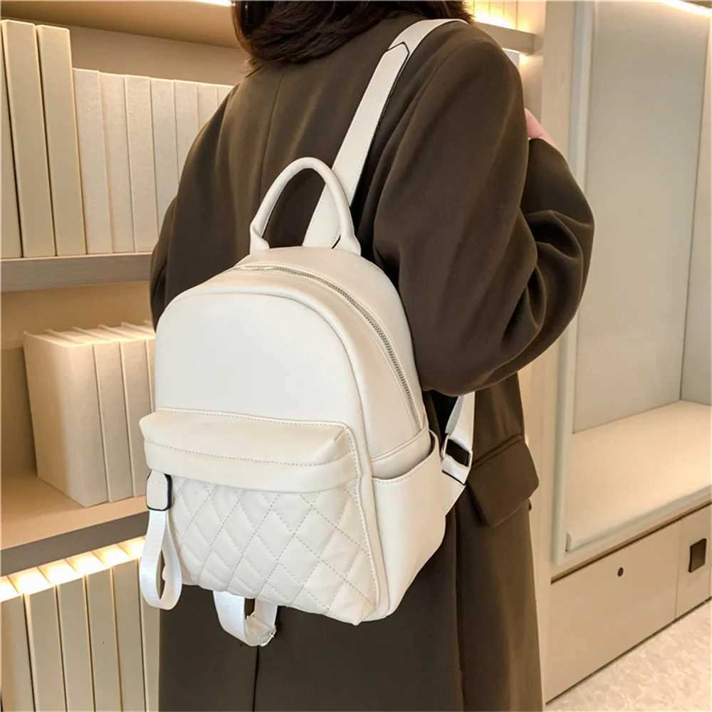 Custom Name PU Backpack for Women Personalized New Versatile Backpack Embroidered Any Name Ladies Gift Outdoor Leather BagsW251113