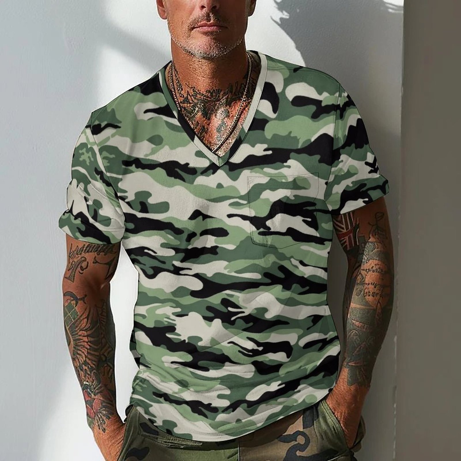 2025 Digital Printing Camouflage T-shirt Men's Summer Slim Fit Chicken Neck Short Sleeve