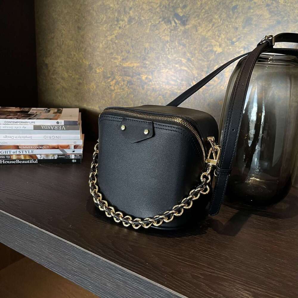 Women's Bags autumn and winter new CASE small square chain box bag, high-end, fashionable, versatile, single shoulder crossbody bag