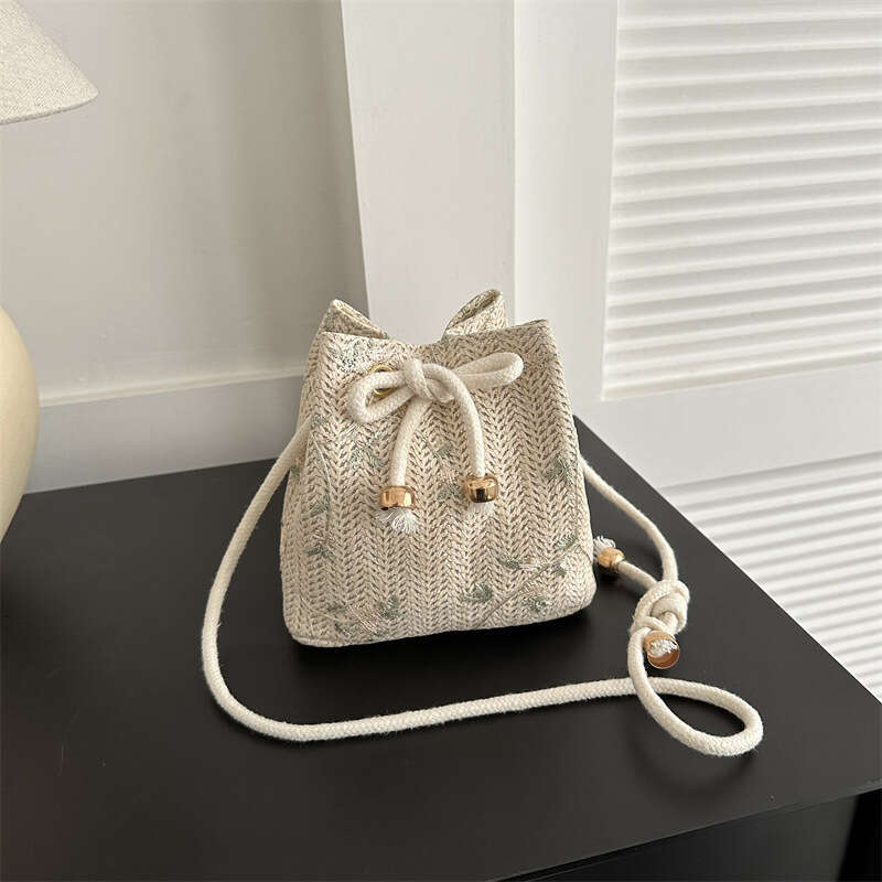 Handmade Beach Bag Woven Women's New Trend 2023 Summer Grass Weaving Cute Fairy Small Fresh Bucket Personality Single Shoulder Crossbody Bag Kq2