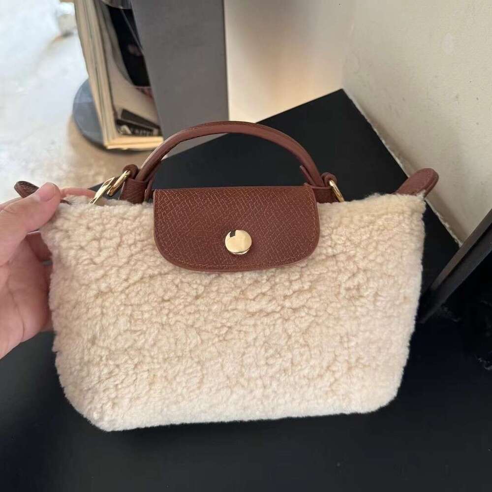 Women's Bags Lamb Cowhide Mini Dumpling Cute Handheld Hairy Bun for Women New Versatile Single Shoulder Crossbody Bag