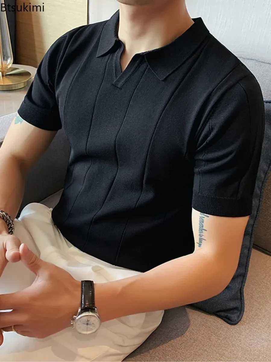 2025 New Mens Ice Silk Short sleeved Polo Shirt UK Casual Business Ruffian Handsome V-neck Knitted Top Summer Mens Wear W250414