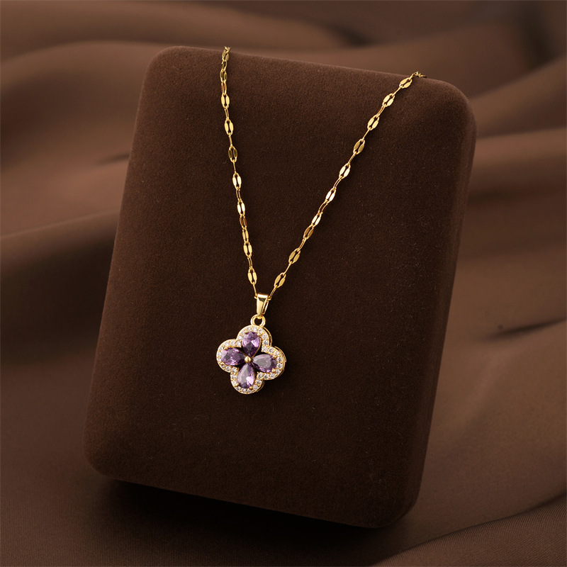 New Purple Gemstone Inlaid Small Flower Shaped Pendant Necklace Fashionable And Versatile Daily Wear Necklace Birthday Gift Necklace
