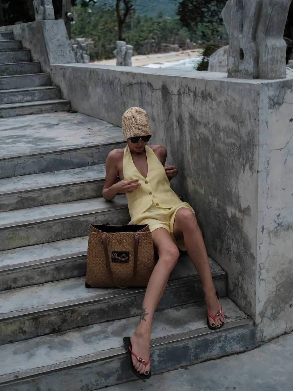 Sexy womens vest shorts loose V-neck single chest top high waisted shorts 2025 summer 2-piece set for womenXJ250414