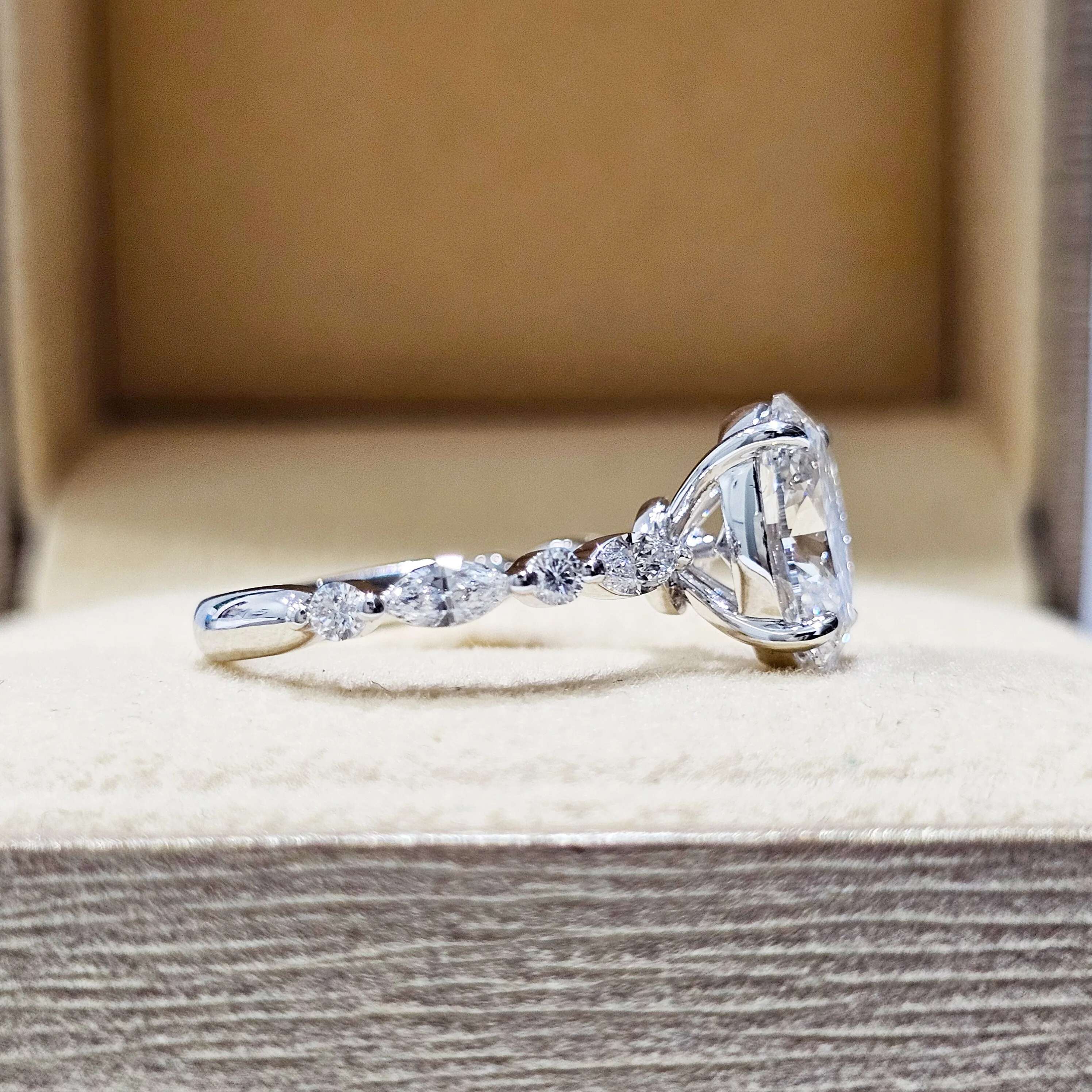 Custom Real Solid 14K White Gold Rings Women Engagement Anniversary Wedding Rings Oval Moissanite Diamond Rings Horse Eye Trendy