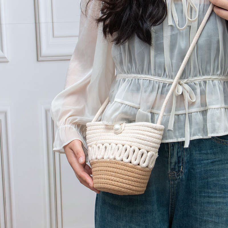 Handmade Beach Bag Pearl Cotton Thread Women's 2025 New Pearl Grass Woven Beach Vacation Shoulder Bag, Crossbody Small Bag Kq2