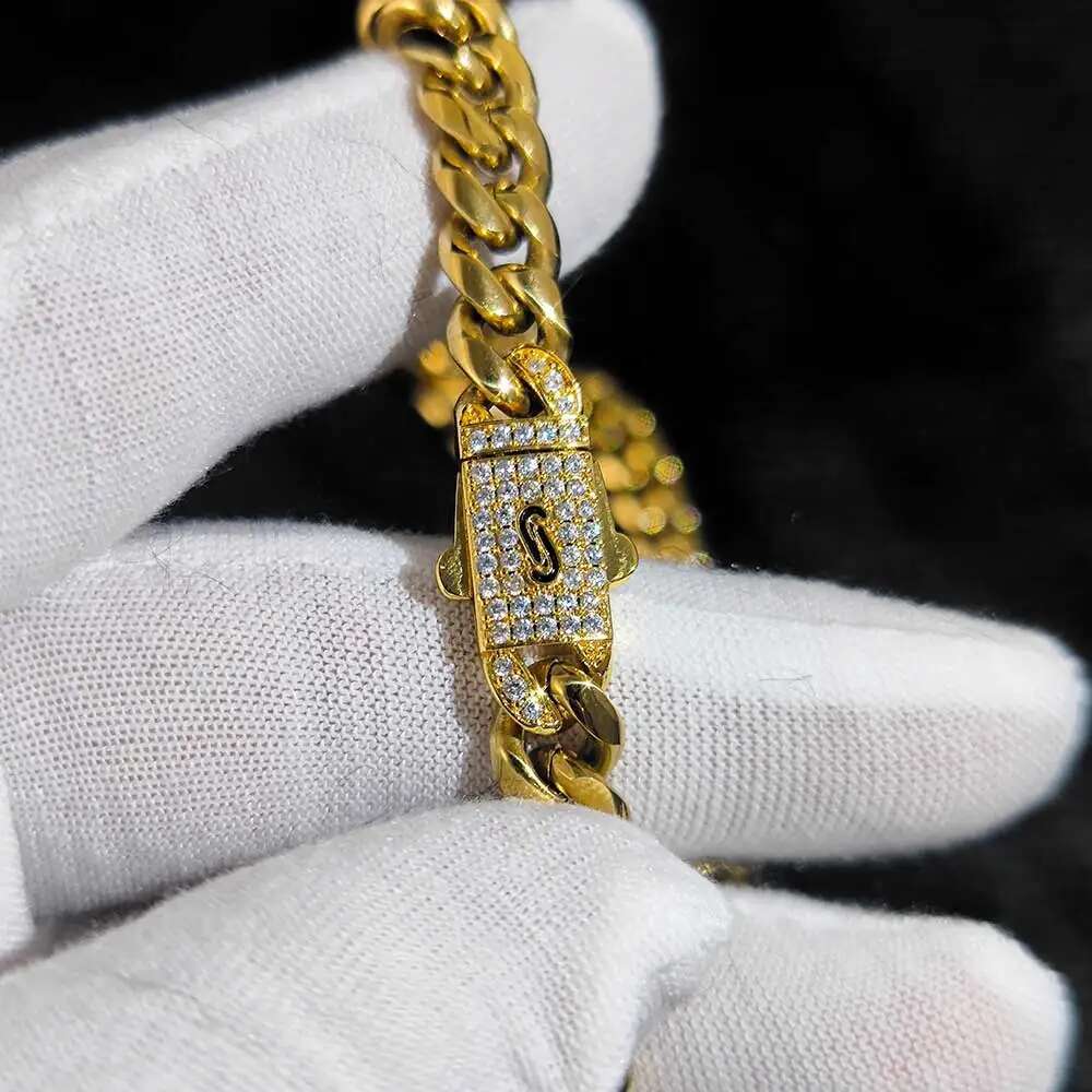 Hip Hop Jewelry 8MM Miami Cuban Link Chain with Diamond Clasp 18k Gold Plated Stainless Steel Cuban Chain Necklace