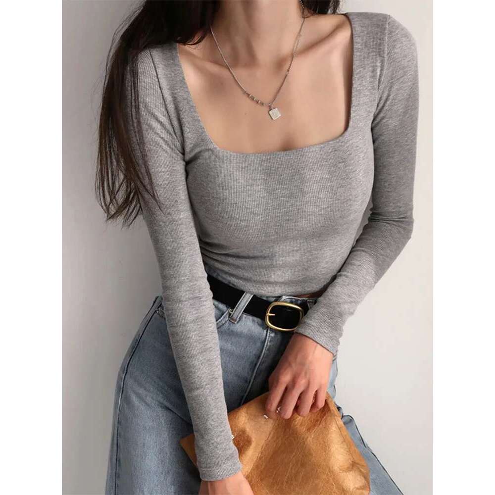 Women Ribbed Square Neck Crop Top With Long Sleeve