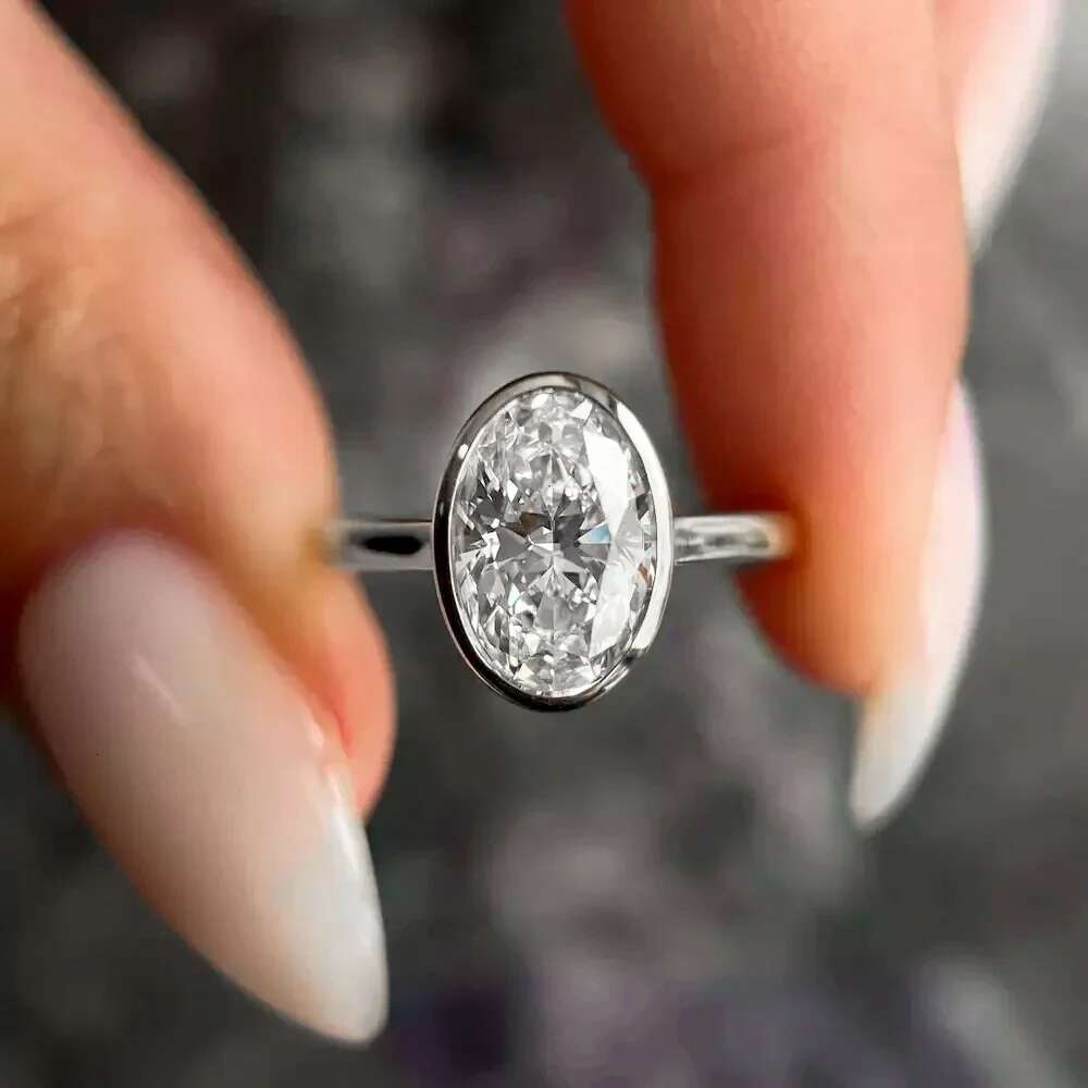 Gra Certified 2CT Oval Cut Moissanite Solitaire Diamond Engagement Rings Bezel Set 925 Sterling Silver Wedding Rings for Women