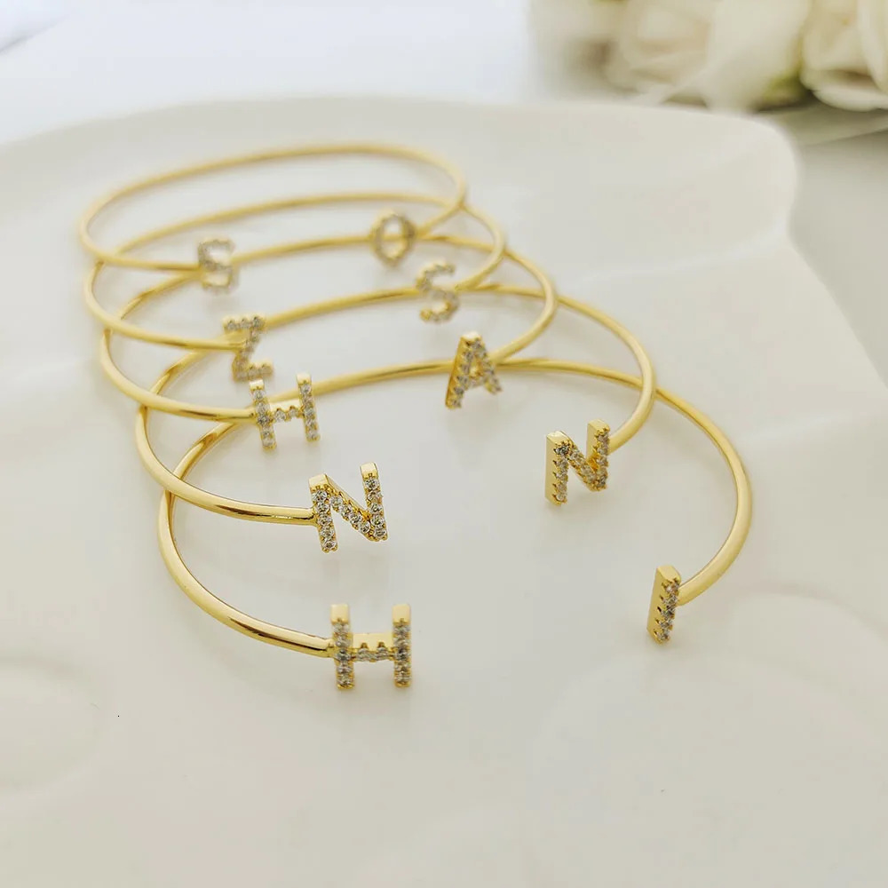 DODOAI Custom Zircon Bangles Personality Custom Name Bracelet Jewelry Name Words Letters Custom Bracelet Bangle Women Jewelry 250408