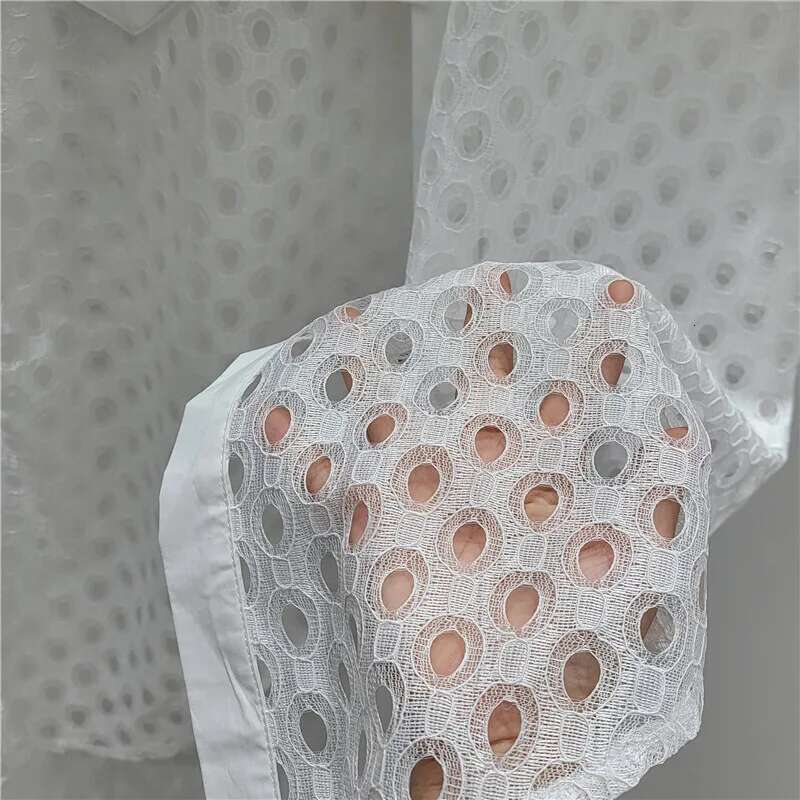 DEAT Women's Shirt Sleeveless 3D Wer Hollow Out Mesh Irregular Female Turn-Down Collar Blouse Summer 2025 New Fashion 29A663