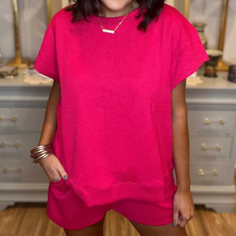 Womens two-piece sports suit top T-shirt and casual beach shorts womens casual sports suit running fitness setXJ250414