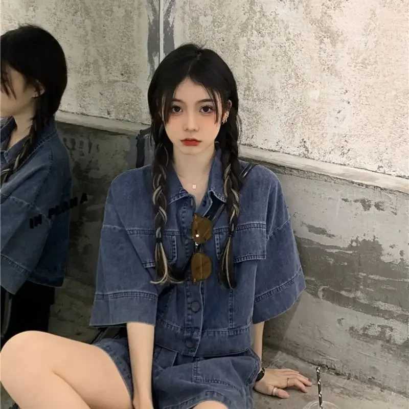Summer Retro Denim Shorts Set Womens Fashion Reduced Collar Half Sve Shirt Top Casual Loose Shorts Two Piece SetXJ250414