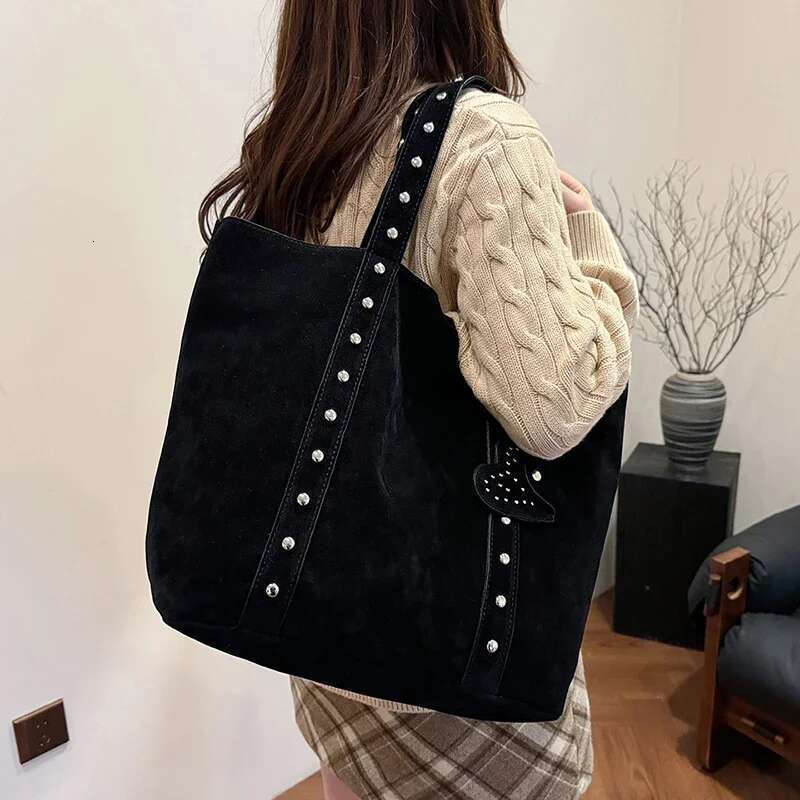 Deerskin Veet Leather Handbag High Quality Female Large Capacity Underarm Satchel Tote Bag Designer Women Shoulder Bags