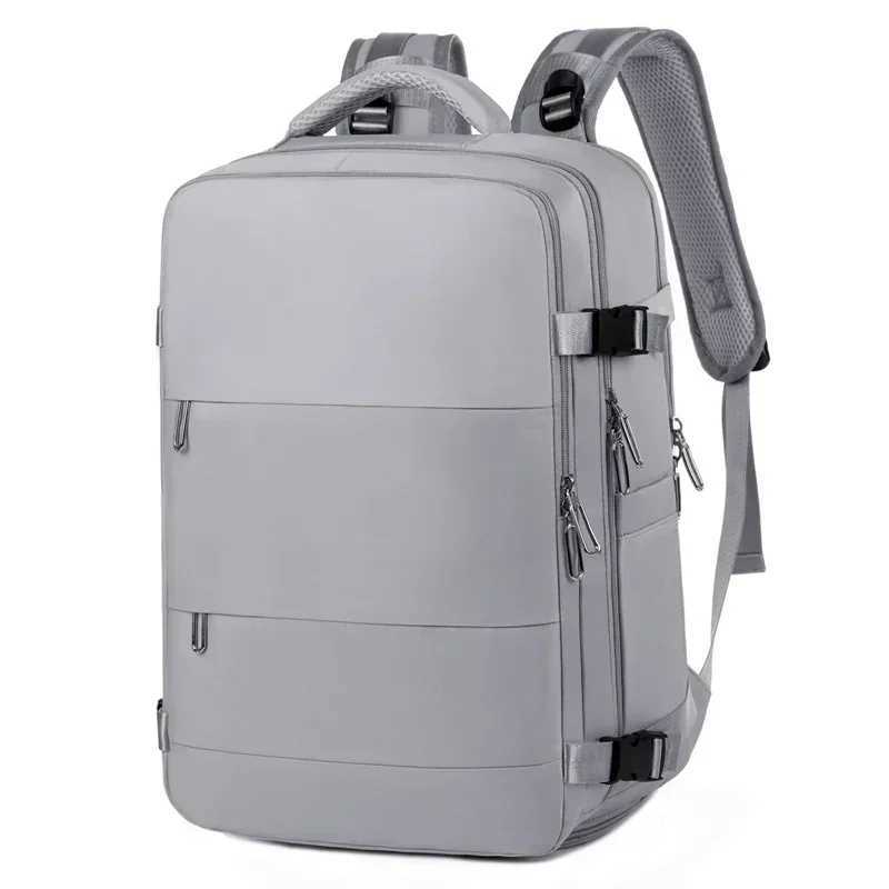 Expansion Large Capacity Travel Backpack 2025 New Nylon Fabric Waterproof Backpack Multifunctional Commuting Computer BagW251113
