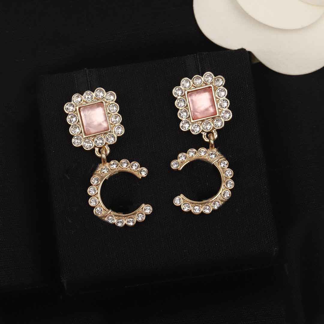 2025 Luxury quality charm drop earring with pink color and diamond in 18k gold plated heart shape have stamp PS6068B