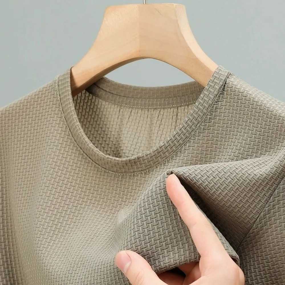 Summer mesh ice silk T-shirt mens short sleeved round neck 2025 new half sleeved mens thin solid color quick drying tee top 4XL 5XL W250414