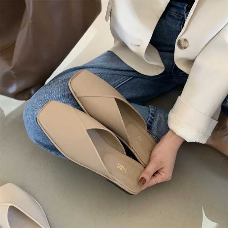 Womens shoes mule designer square toe 2025 autumn womens fashion slider new slider womens shoes outdoor beach large size casual basic W250414