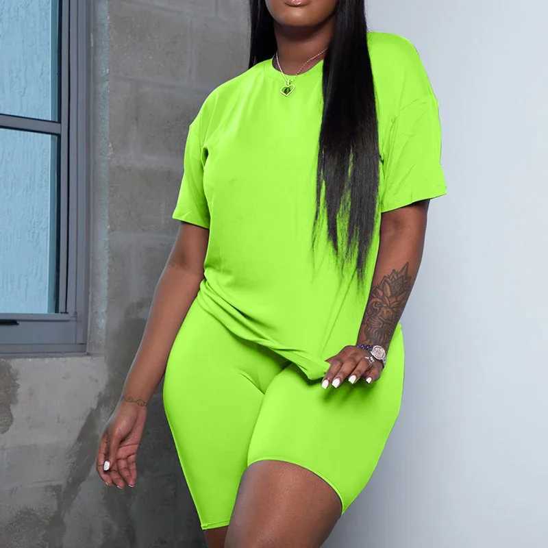 Tight fitting womens summer solid color T-shirt two-piece set casual jogging clothing sports womens clothing 2025XJ250414