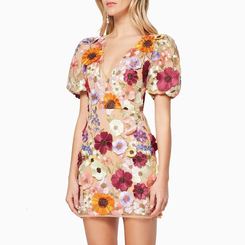 Ins New V-neck Three-dimensional Flower Wrap Buttocks Lantern Sleeve Dress Sexy Embroidered Dress