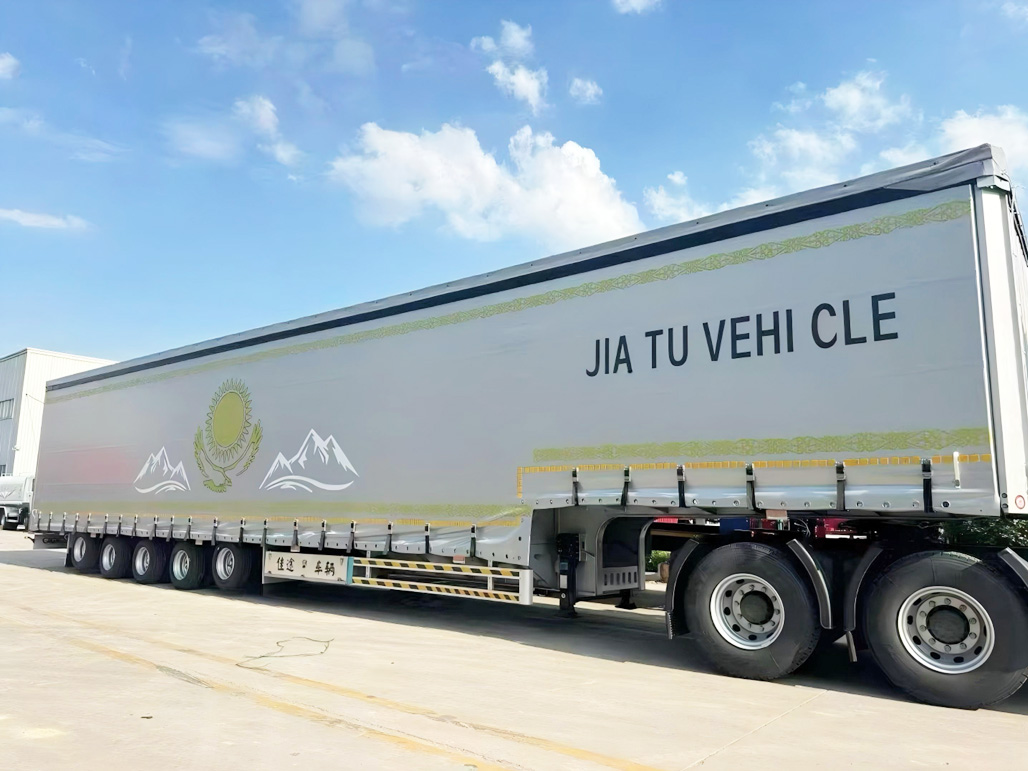 Curtain type semi-trailer. Factory direct sales, supporting customization. Suitable for transportation of various goods, rain, dust, and sun protectio