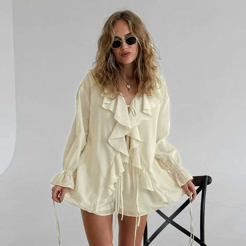 Tuularose new casual shorts two-piece set for women with pleated loose ties top simple shorts set for office womens summer Fe shorts setXJ250414