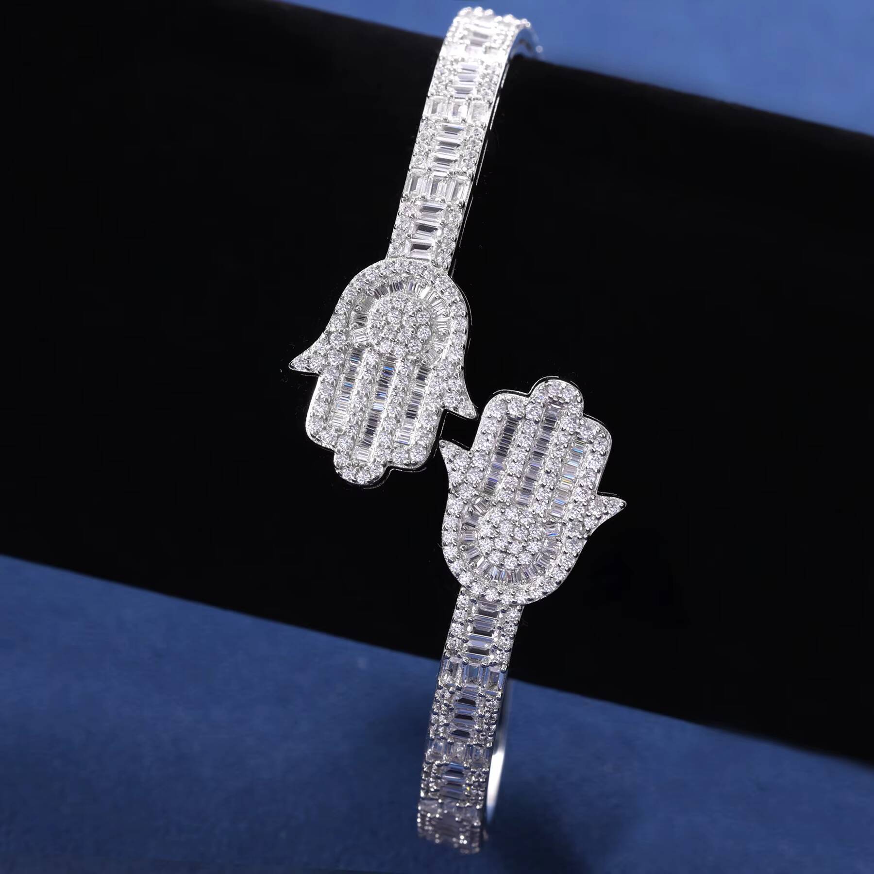 High Quality Hip Hop Jewelry Iced Out Hamsa Hand Bangle Bracelet 925 Sterling Silver Baguette Moissanite Diamond Bangle