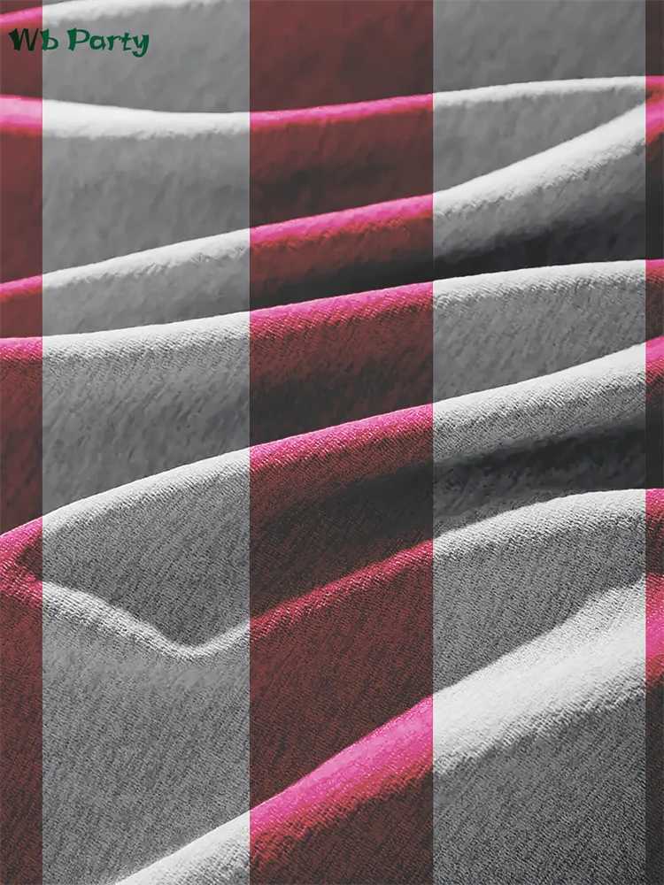 Simple striped printed mens shirt fashionable mens clothing designer mens T-shirt street collar mens polo shirt mens clothing 2024 W250414