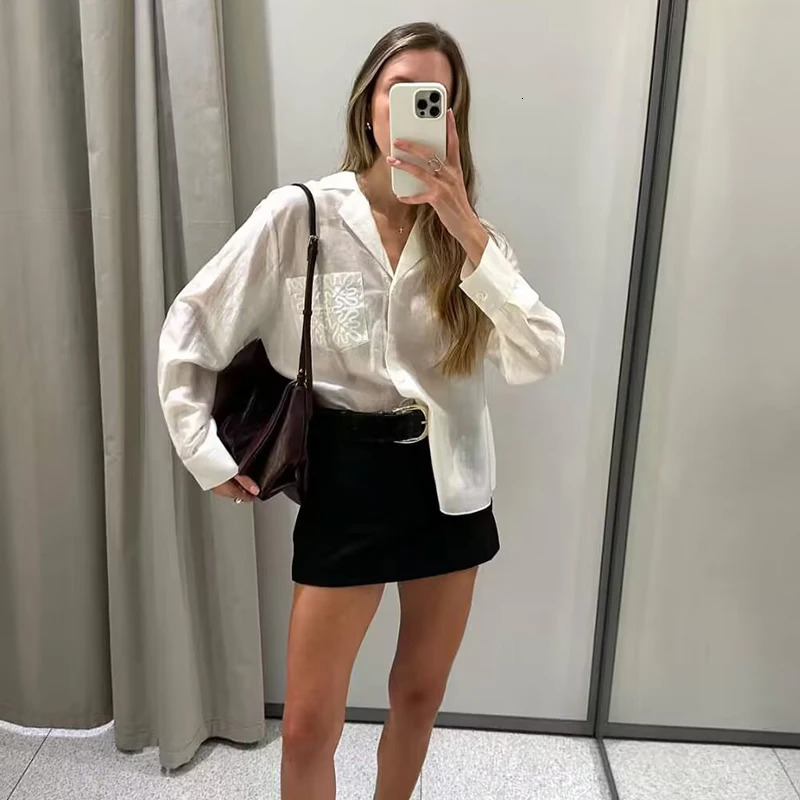 2025 Womens Autumn Shirts Fashion Loose Elegant Office Shirts Chic Street Comfort Youth Travel Holiday Shirt Tops 251114