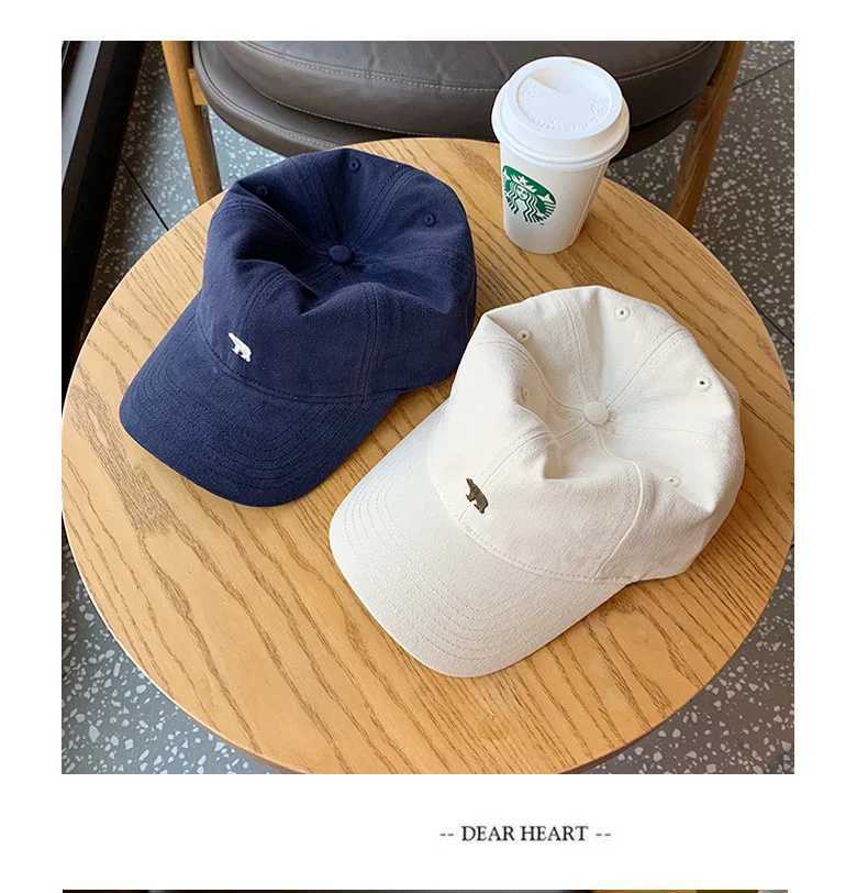 Fashionable retro polar bear embroidered baseball cap suitable for women Japanese style paradigm headband duckbill cap W250414
