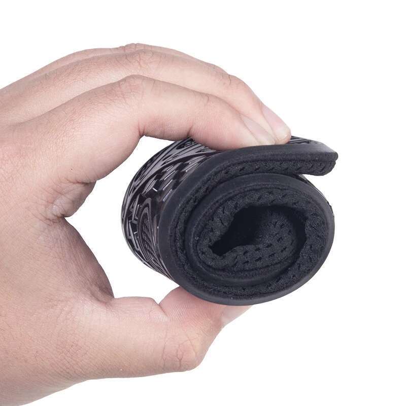 2024 Quick-drying Men Aqua Lightweight Women NEW hot Water Soft Couple Beach Shoes Summer Anti-slip Casual Sneakers Flexible