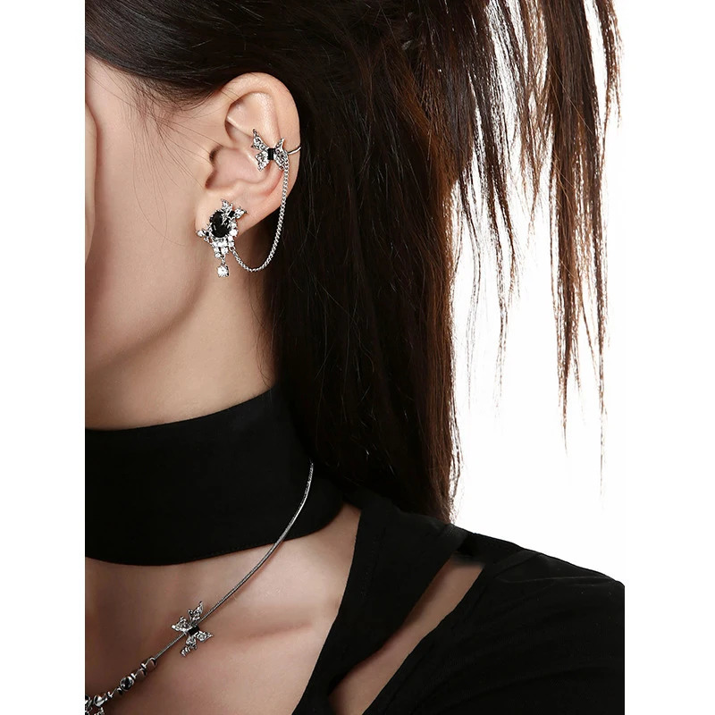 Eetit 1PC Exclusive n Inlaid Zircon Glass Butterfly Chain Ear Clip Bone Earring Delicate Jewelry for Women Gift 250411