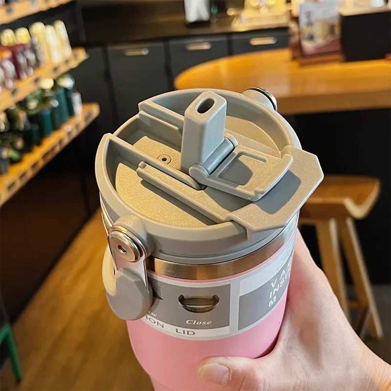 30oz Stainless Steel Straw Insulated Ice Cup Large Capacity Vacuum Flask Car Thermal Mug Tumbler Portable Insulated Coffee Cup C251114