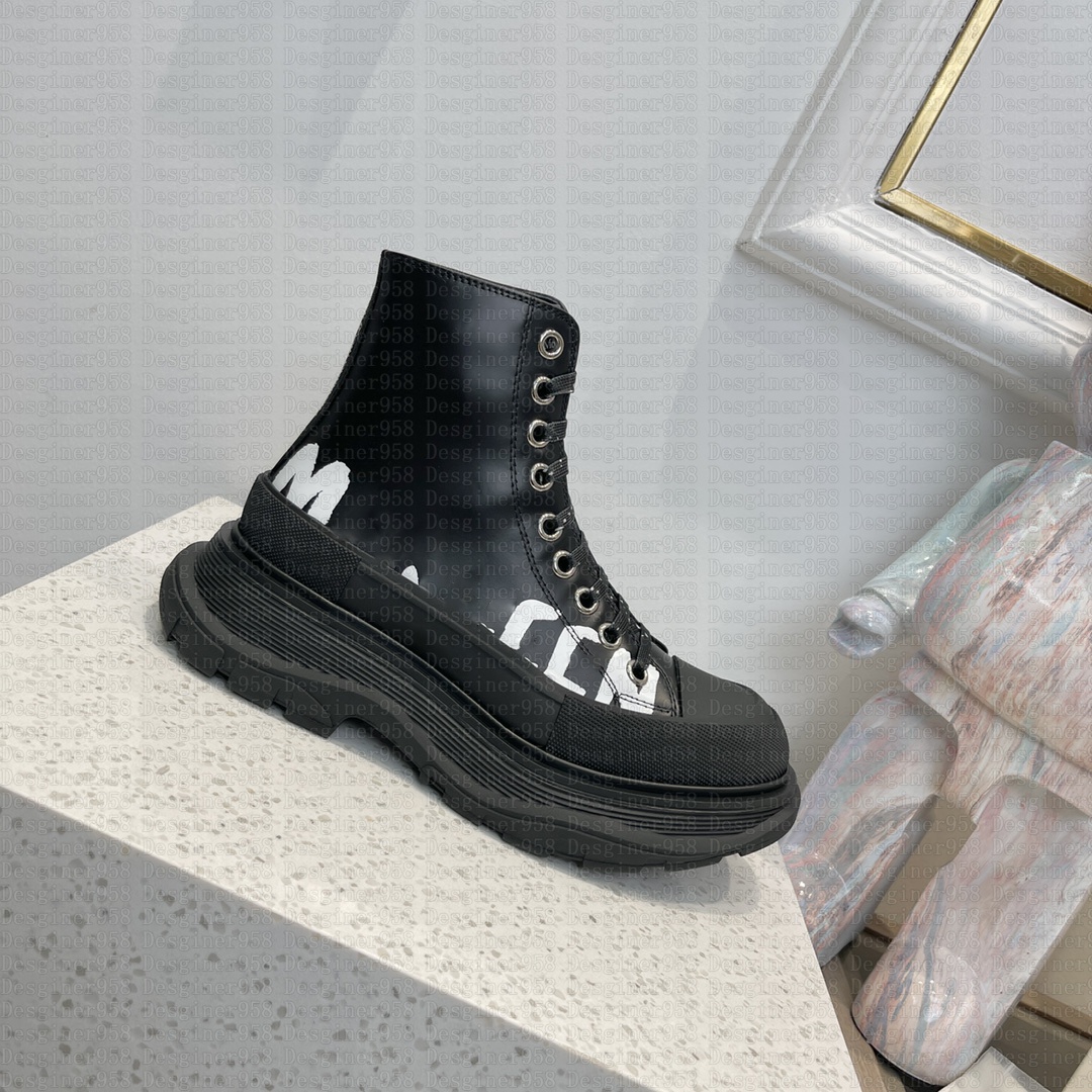 Designer Graffiti Mid Tread Slick Boots White Platform Leather Sneakers Canvas Chaussur De Espadrill Chaussures Ankle Boot Casual Sports Trainers Triple Shoes