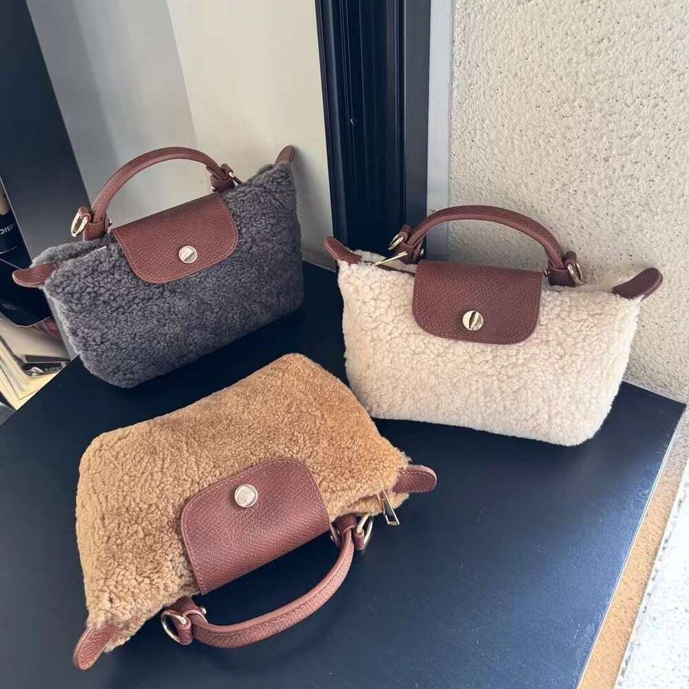 Women's Bags Lamb Cowhide Mini Dumpling Cute Handheld Hairy Bun for Women New Versatile Single Shoulder Crossbody Bag