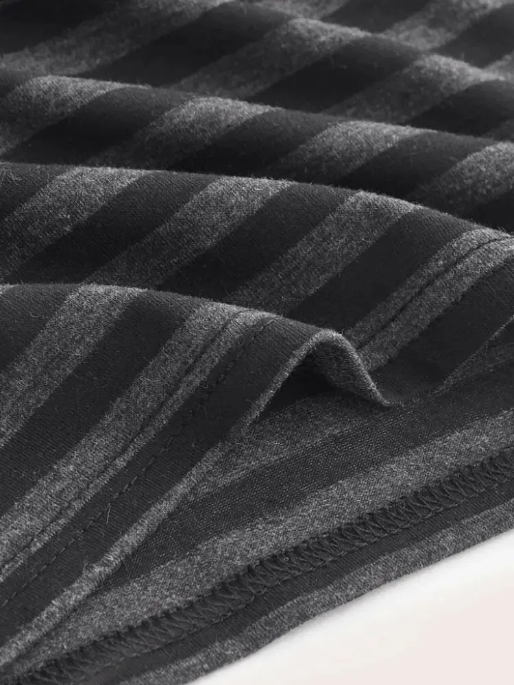 Goth Punk Striped Button Cami Womens Summer Y2K Clothes Grunge High Street Sleeveless Spaghetti Strap Crop Top Streetwear 250407